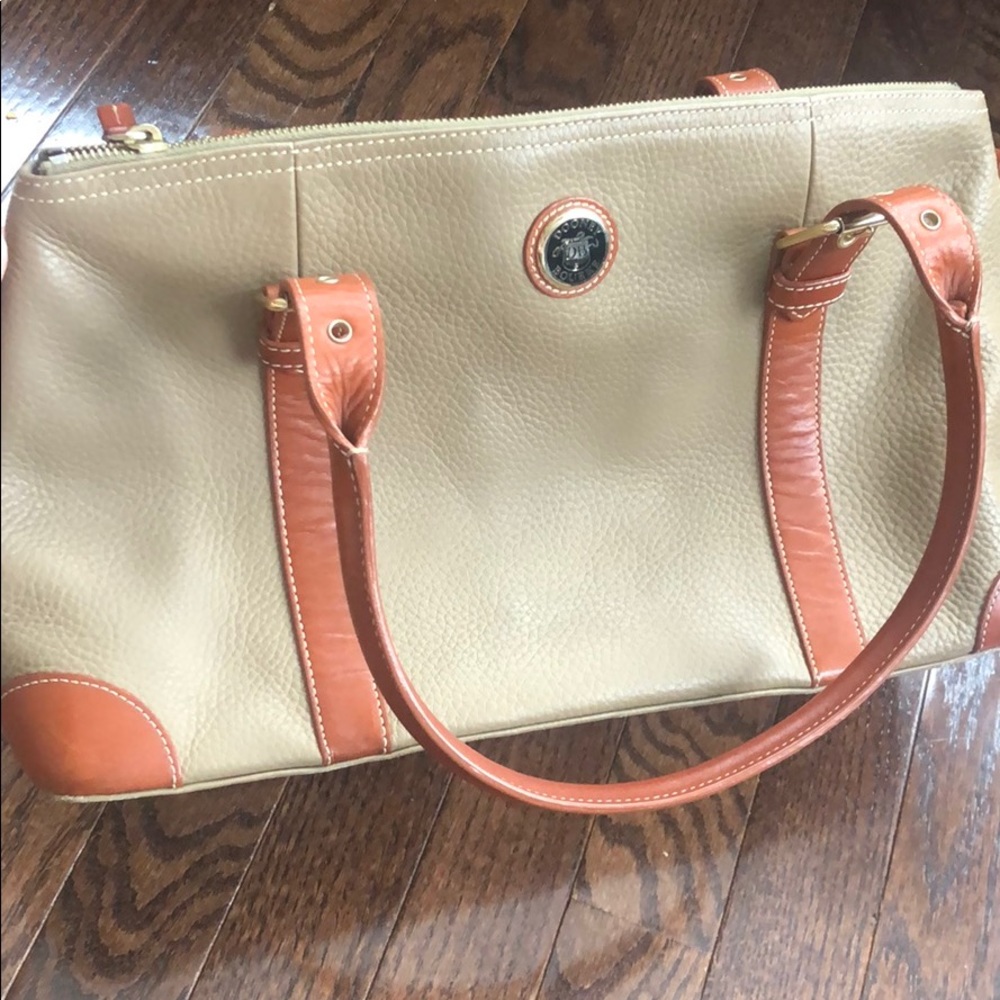 Dooney and Bourke leather purse